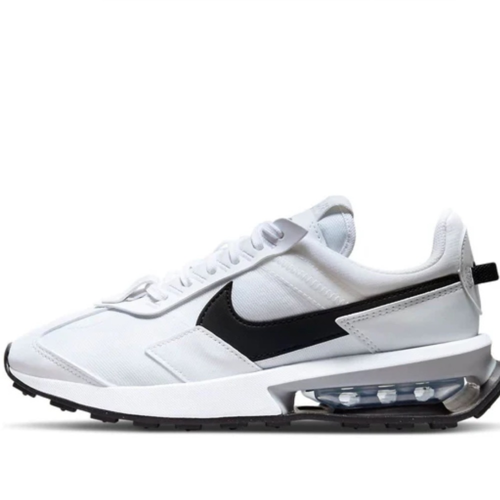 Nike Air Max Pre Day in White, Metallic, Silver US Women’s 6
